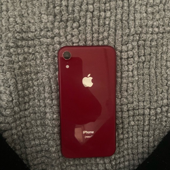 IPHONE XR THE RED ONE READY TO SELL NO SCAMS - Picture 2 of 5